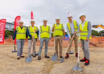 Delhaize investeert ruim 8 miljoen euro in nieuw transportcentrum in Zellik