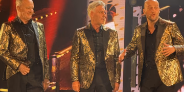 Première van Celebration 90 maakt indruk op pers en publiek: “Een jubileumshow die alle verwachtingen inlost”