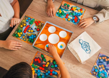 Nieuw in het asmodee Kids-gamma vanaf eind augustus: Azul Kids voor kinderen vanaf 5 jaar