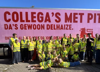 Delhaize brengt tijdens de Week van de Mobiliteit medewerkers, chauffeurs, leerlingen en beleidsmakers samen rond verkeersveiligheid