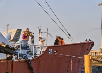 OP DE ZANDBANK: een zacht festival over mentale welzijn, kwetsbaarheid & goed omringd zijn