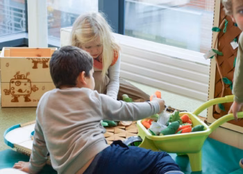Van gezonde voeding tot klimaatactie: Delhaize en GoodPlanet begeleiden voortaan kinderen van 3 tot 18 jaar