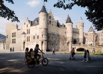 Al vijf jaar het startpunt om Antwerpen te ontdekken: Het Steen viert jubileum
