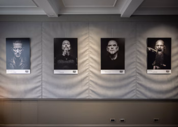 Nieuw fotoproject HEAVY van Pieter Clicteur maakt mentale gezondheid bespreekbaar met heavy metal artiestenportretten en gespreksavonden in Torhout en Oostende