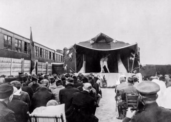 Van filmset naar museumzaal: Lukas Dhont en het Legermuseum brengen de geschiedenis achter Coward tot leven